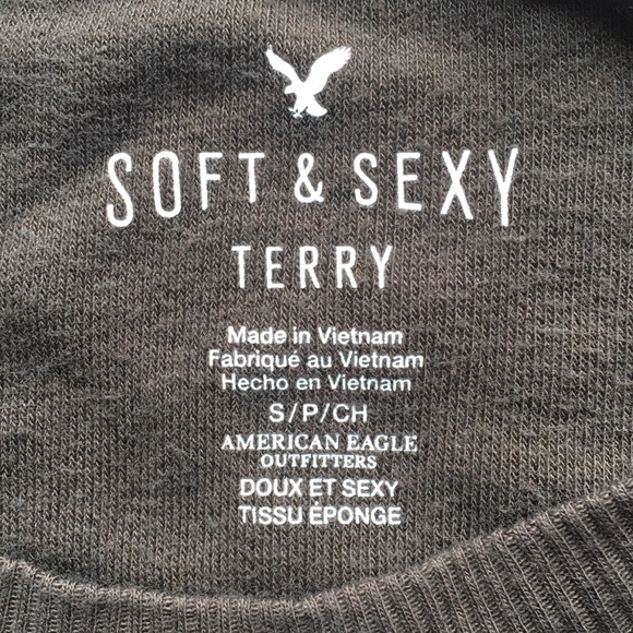 Soft, Comfortable Crew-neck Sweater - Picture 3 of 3